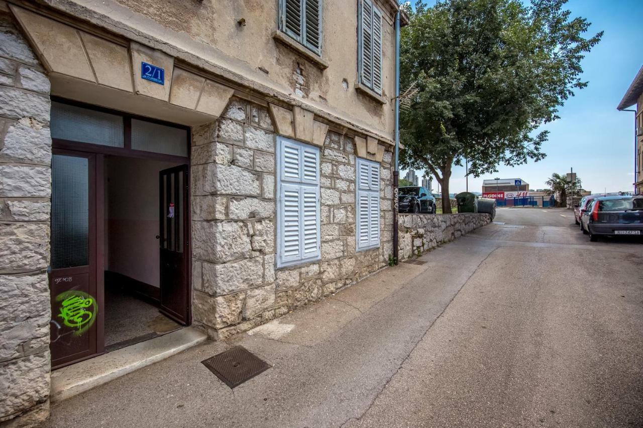 Apartment San Nicolo 里耶卡 外观 照片